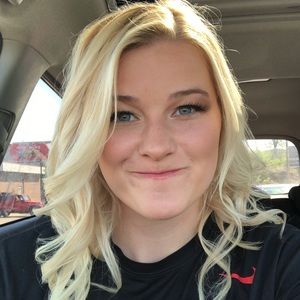 Meet your Posher, Karlie
